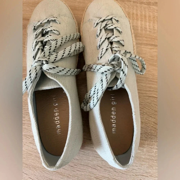 MADDEN GIRL Cannes Flatform Lace-Up Espadrille Sneakers Size 8 - Picture 3 of 8